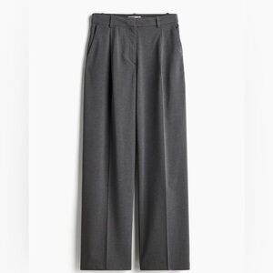 H&M Women's Straight Leg Dress Pants in Charcoal Gray